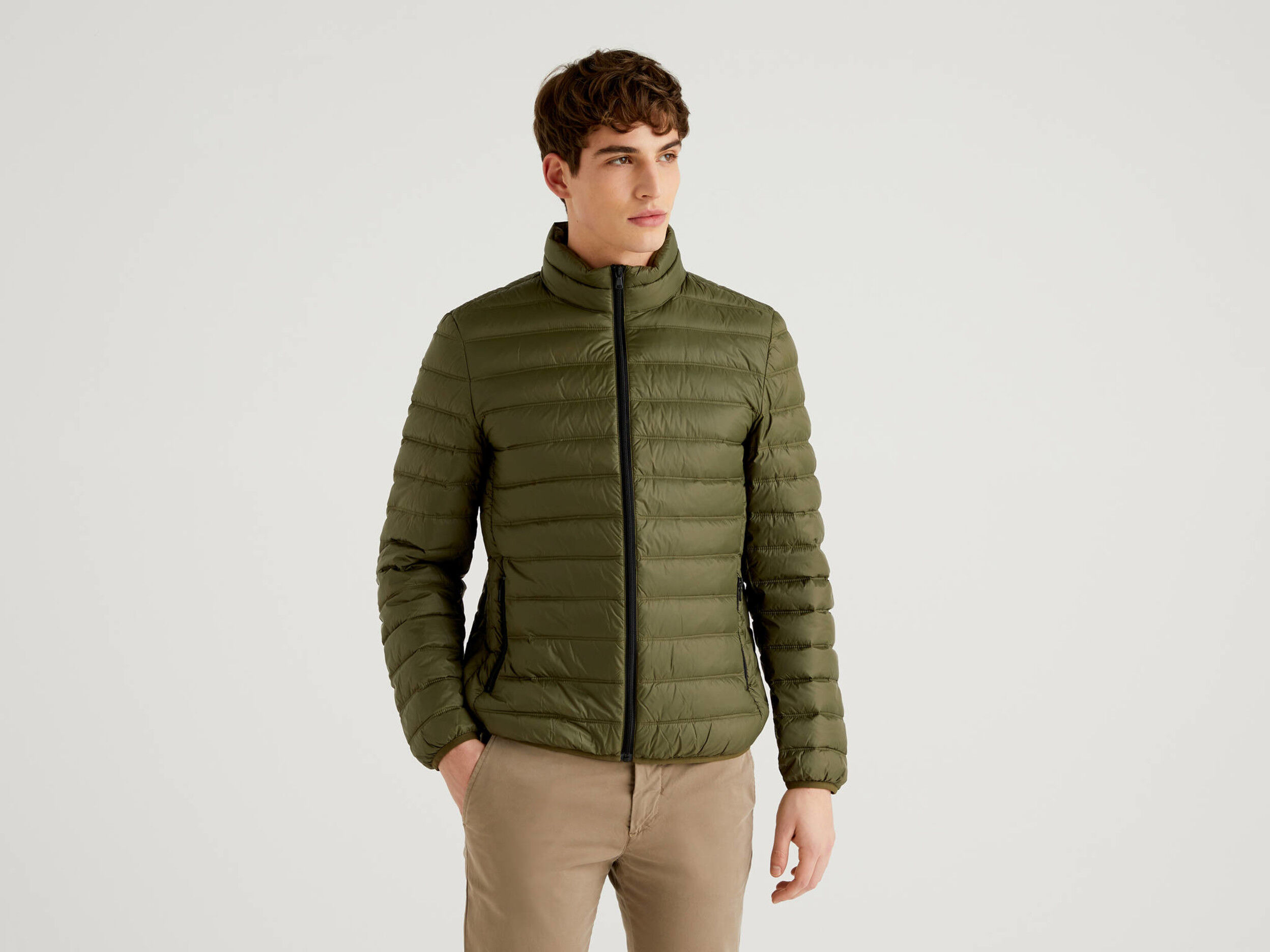 Ultralight slim fit padded jacket
