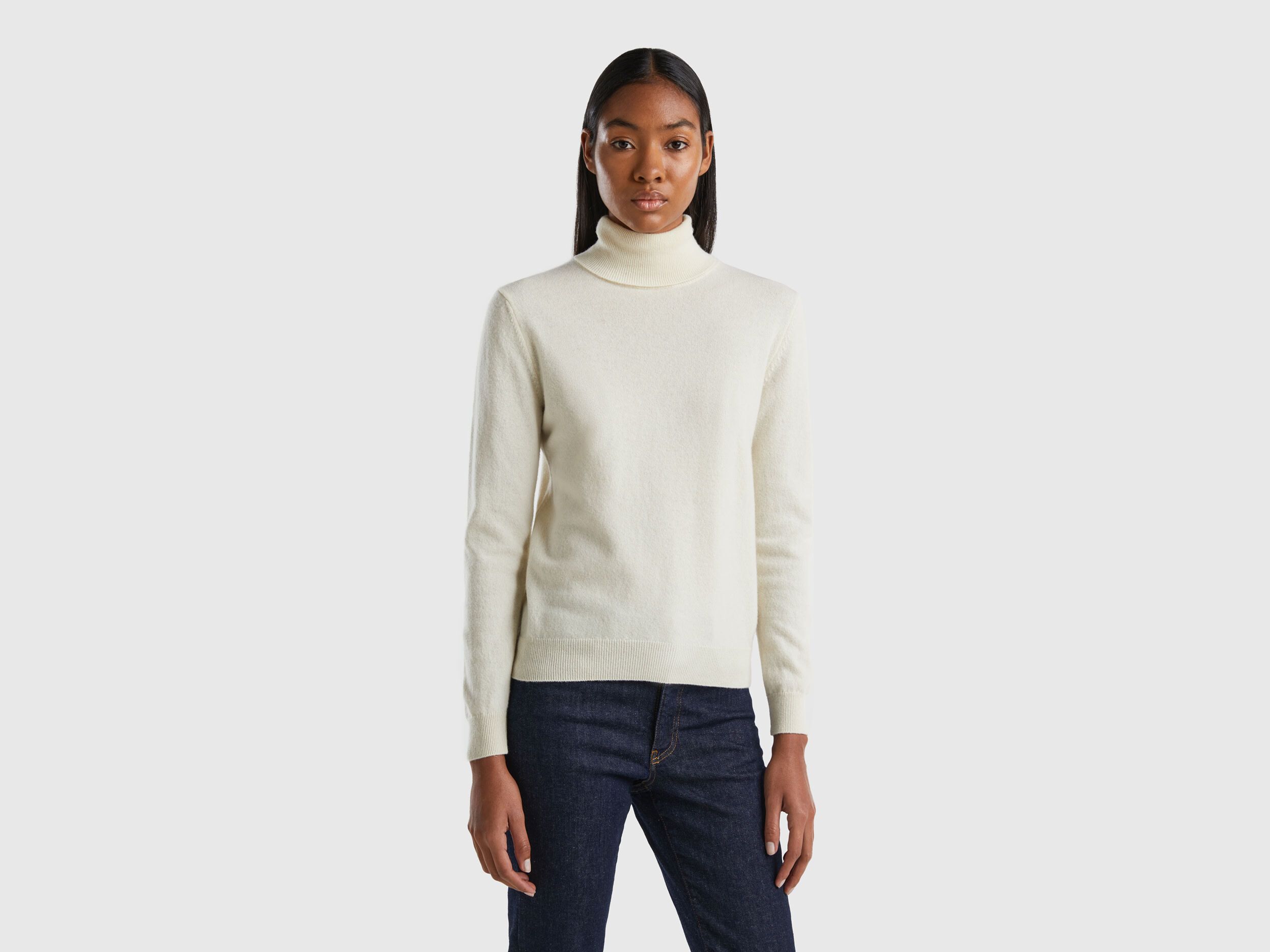 Ecru turtleneck hotsell