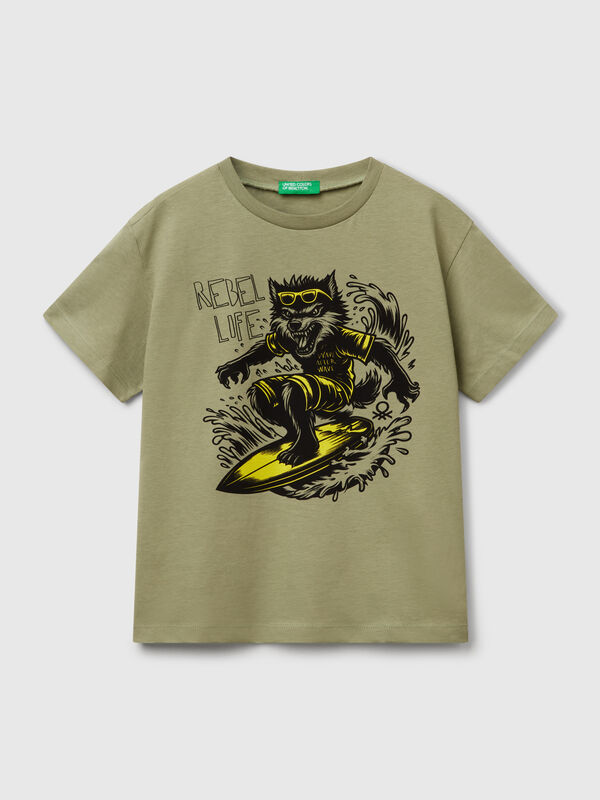 T-Shirt mit fluoreszierendem Aufdruck Jungen