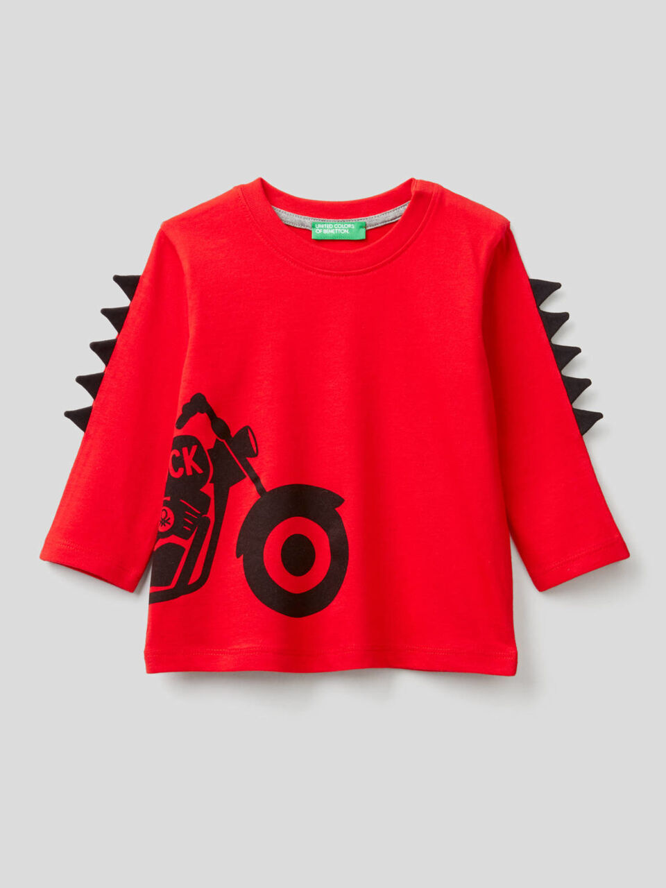 T-shirt with 3D applique image number 1