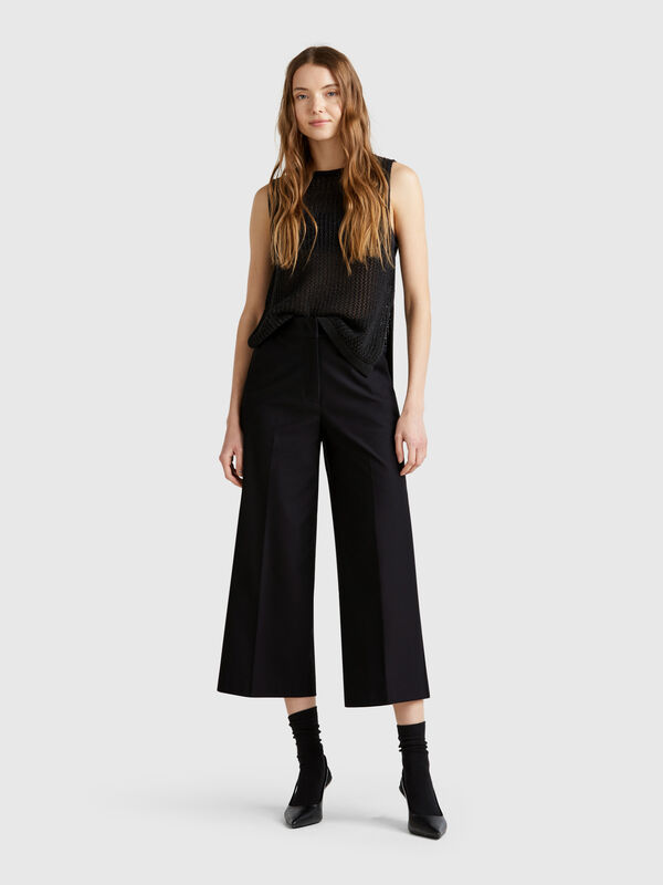 Hoch taillierte, kurze Hose Damen