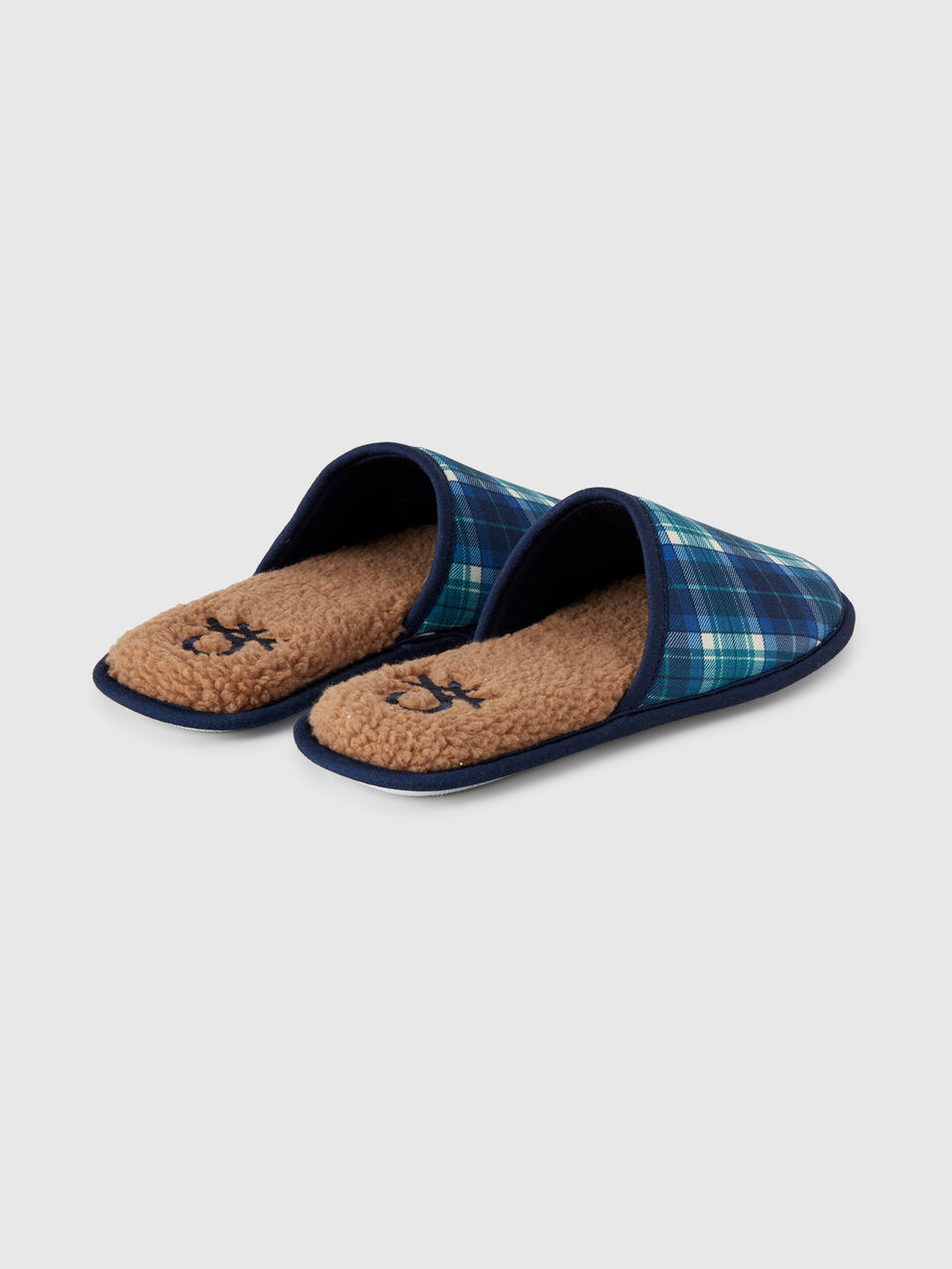 SLIPPER image number null
