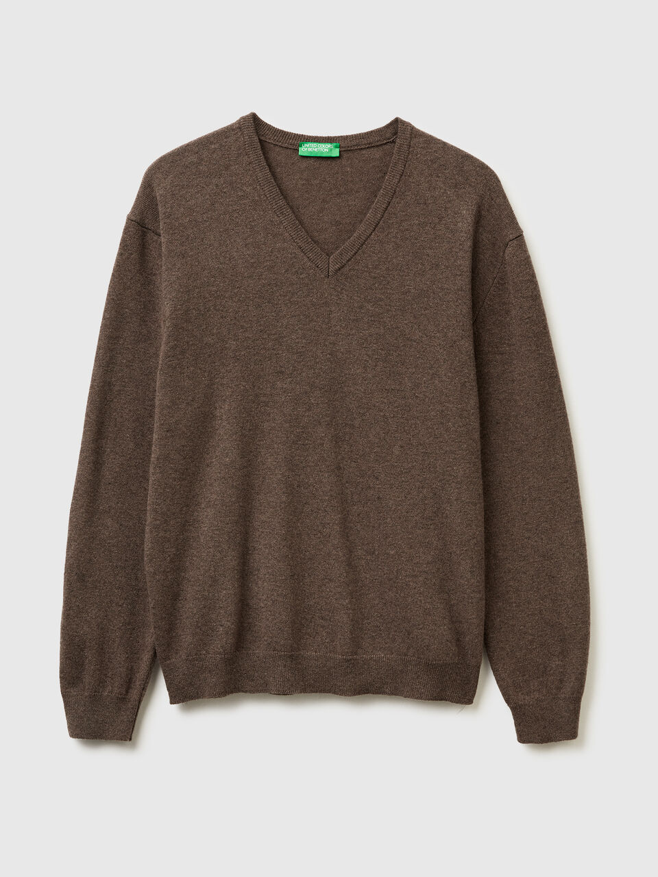 V NECK SWEATER L/S Men image number 1