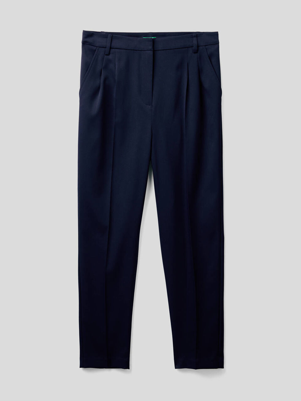 Pantalon classique en tissu stretch image number 1