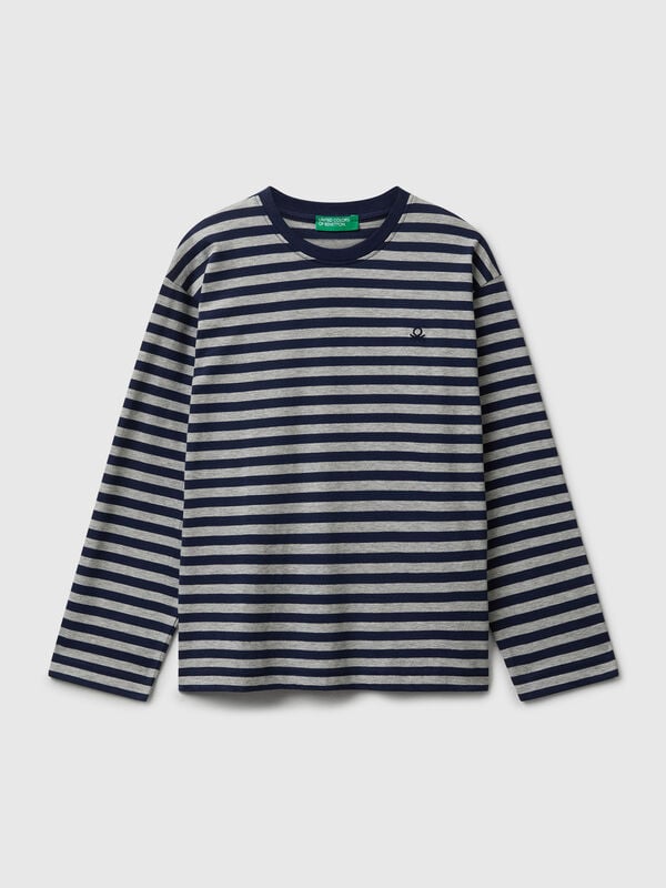 Gestreiftes Langarm-T-Shirt Jungen