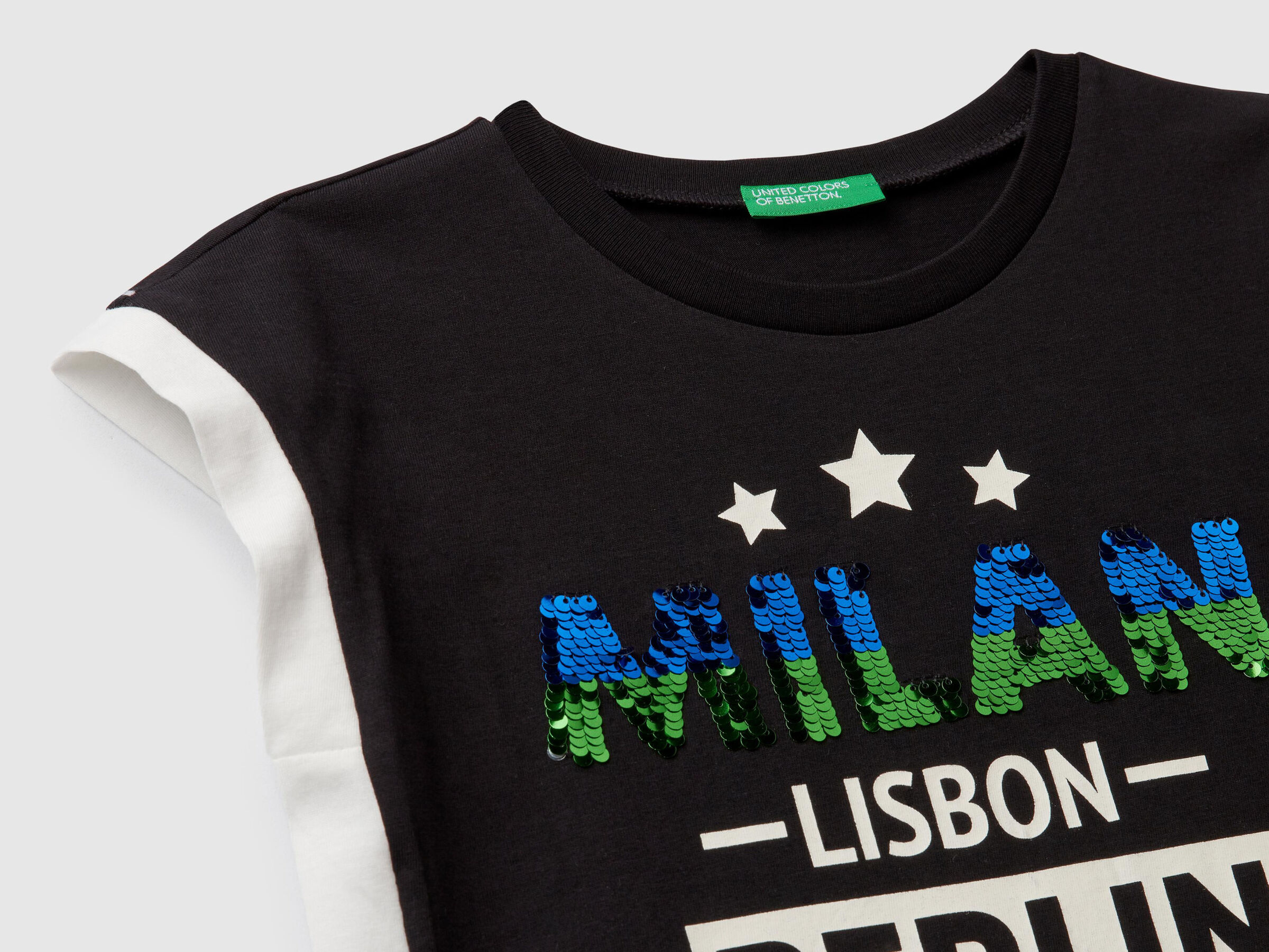 T-Shirt mit wendbaren Pailletten image number null
