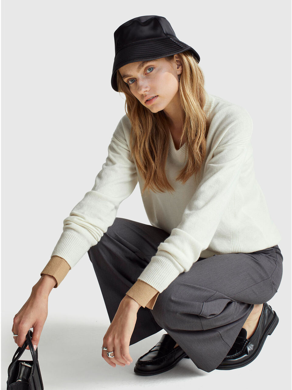 V NECK SWEATER L/S Damen image number null