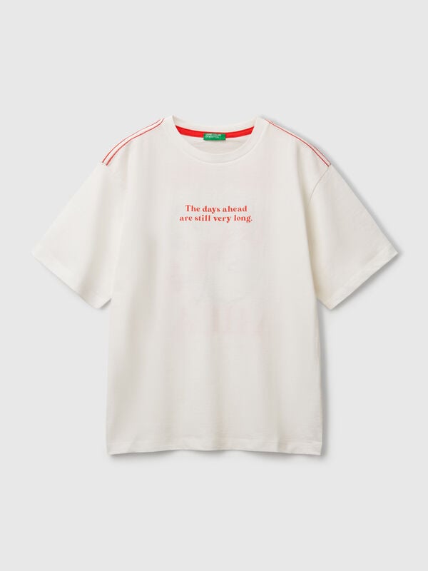 T-Shirt mit Slogan-Print und Stickerei Jungen