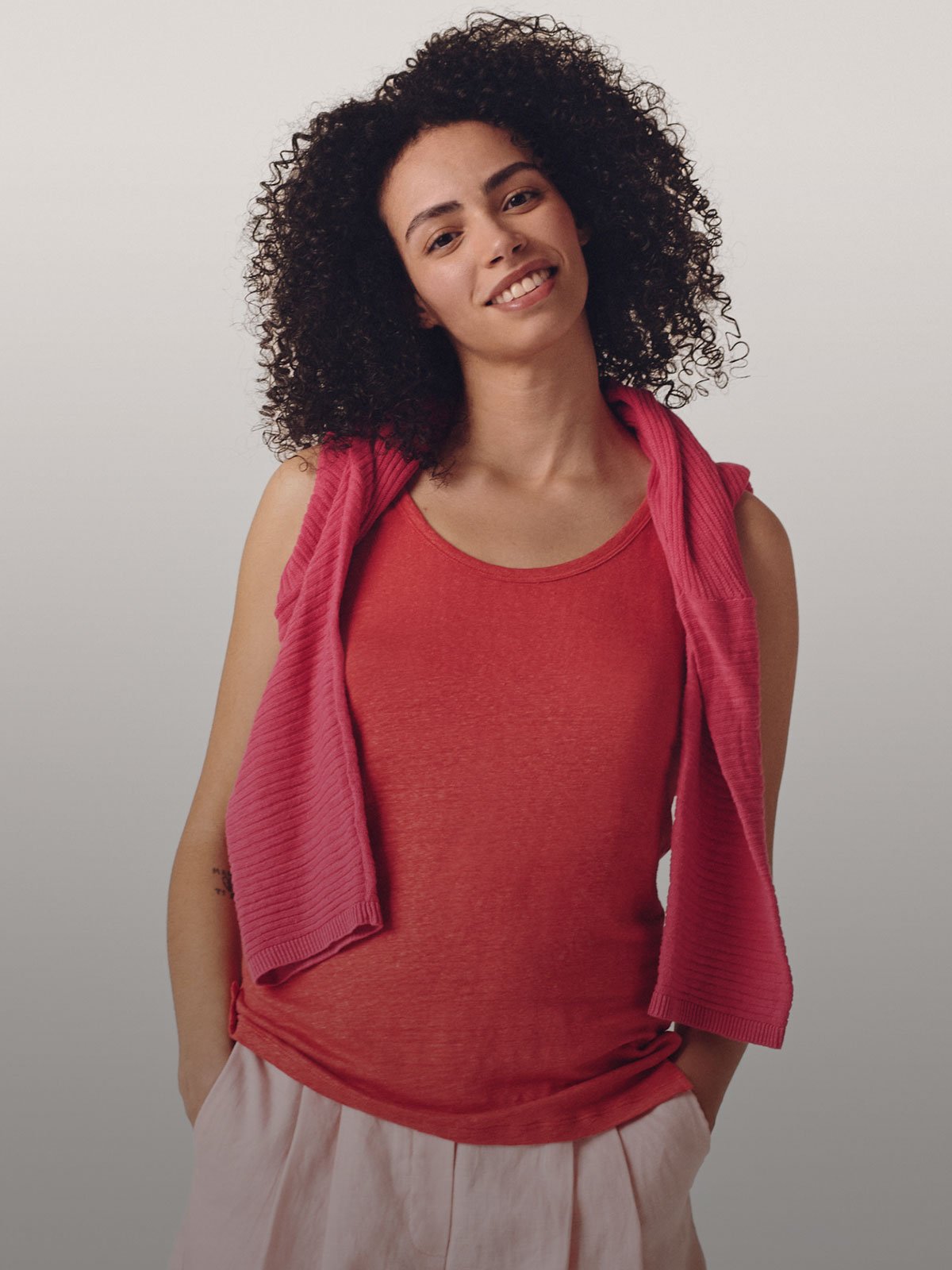 NEUE KOLLEKTION DAMEN BENETTON